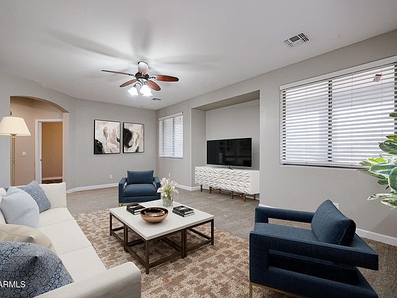 3rd image of 44334 W WINDROSE Drive