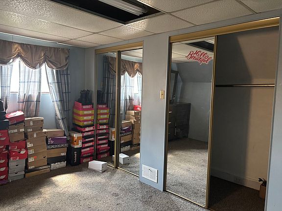 4th image of 427 Agatha St