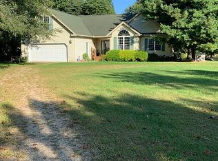 56007 Parkville Rd, Mendon, MI 49072