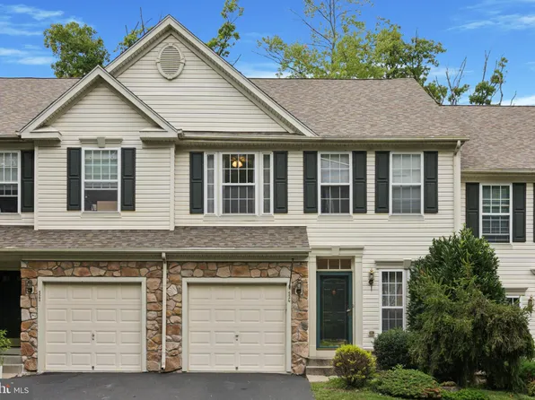 524 Mockingbird Way, Warrington, PA 18976