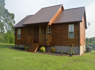 8 Flat Rock Rd, Cave City, AR 72521