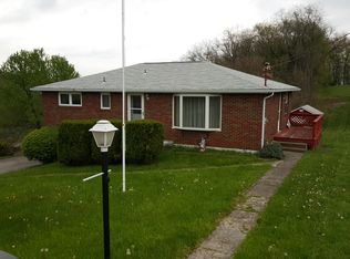 1201 Hillview Dr, North Huntingdon, PA