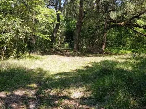 3615 SE 25th Pl, Gainesville, FL 32641