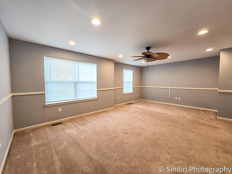 6419 Creekbend Dr — Photo 44