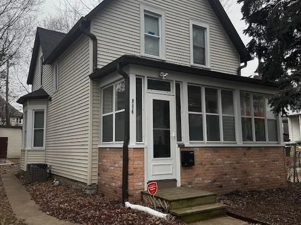 896 6th St E, Saint Paul, MN 55106