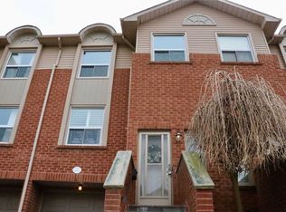 1570 Reeves Gate #5, Oakville, ON L6M3J3