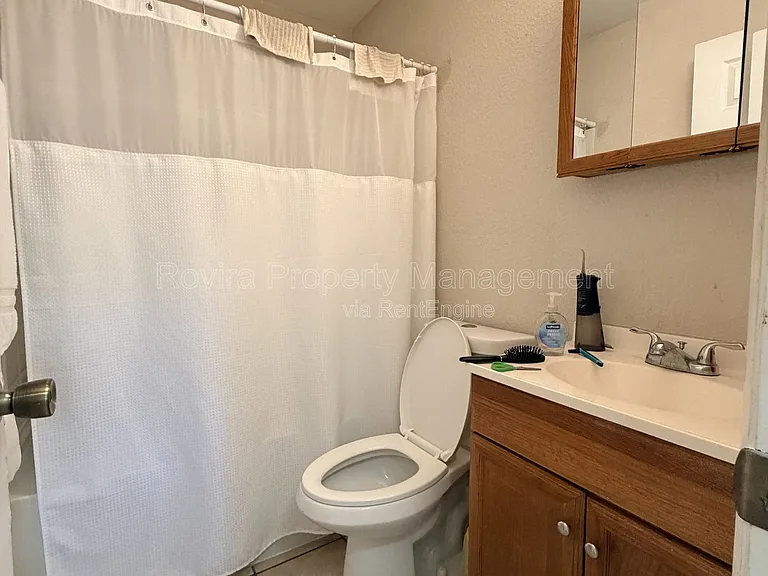 5601 Bryson Dr — Photo 10