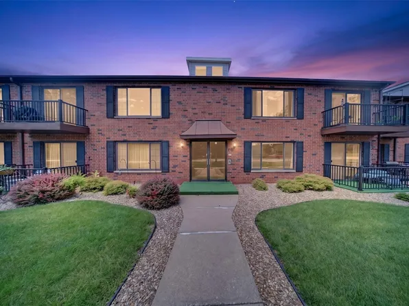 430 29th Street Dr SE APT 8, Cedar Rapids, IA 52403