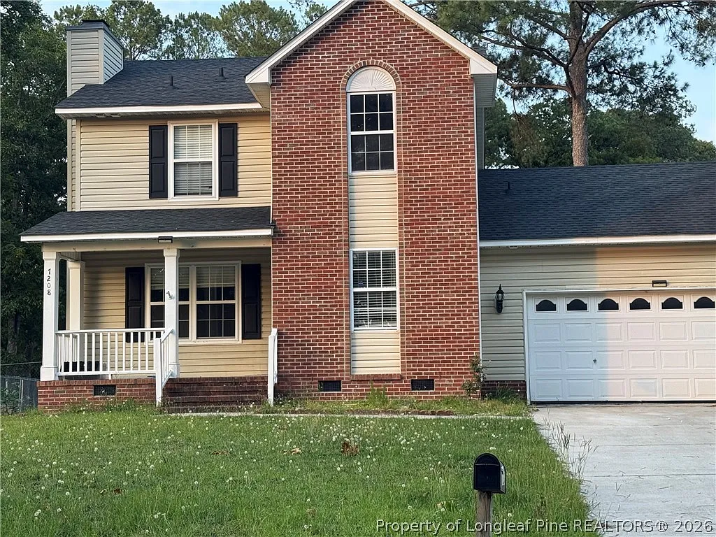 3 bed, 2.5 bath, 2000 sqft, $1,950 — Photo 1