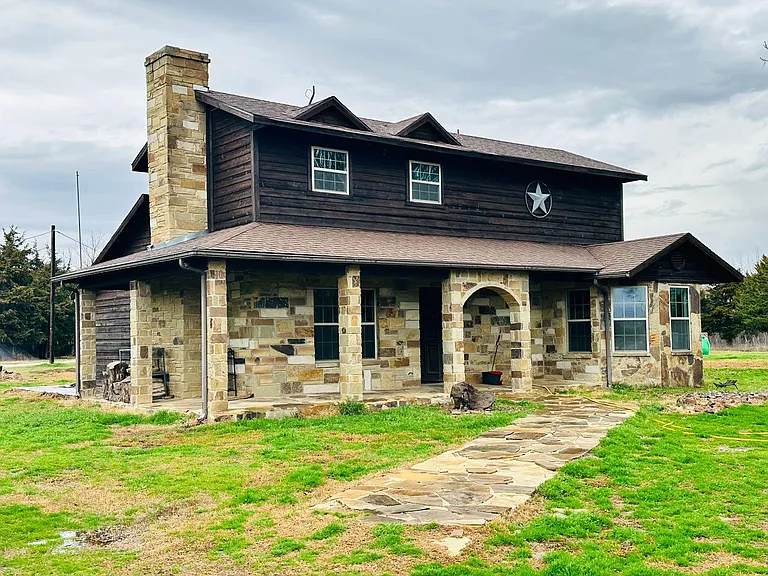 10024 Highway 121 — Photo 15
