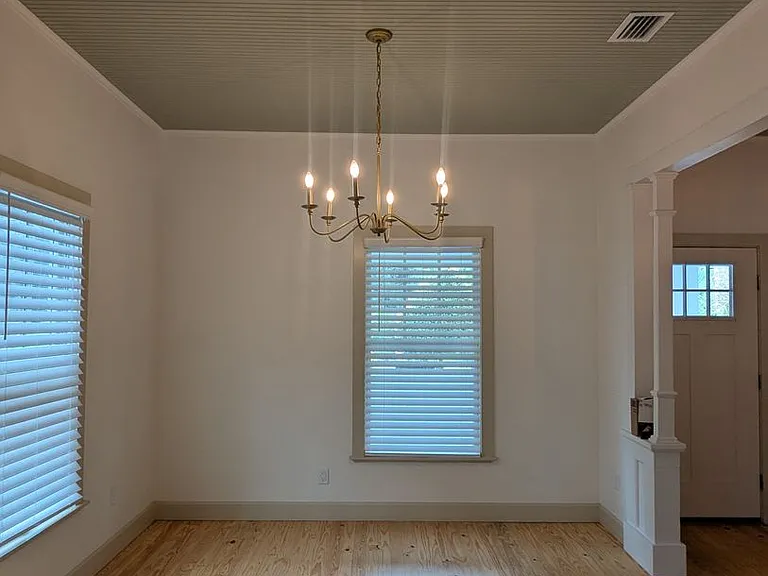 720 NW 3rd St — Photo 23