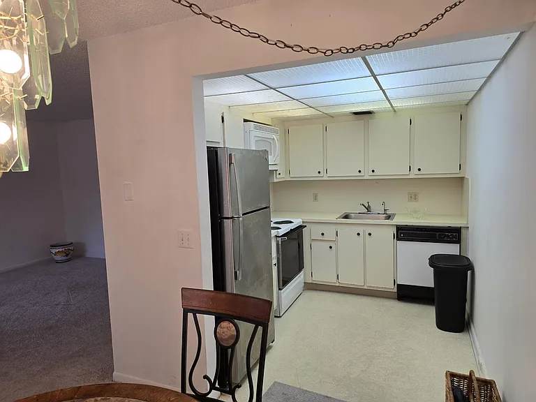 151 SW 135th Ter #303T — Photo 10