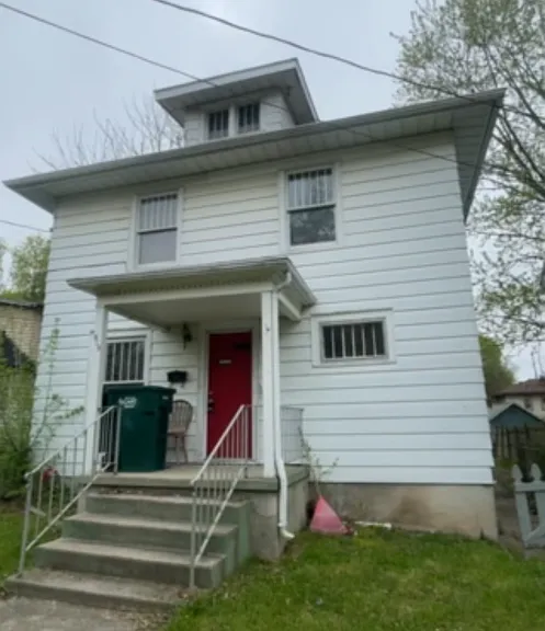 919 Princeton Ave — Photo 6