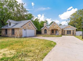 1612 Baker St, Joshua, TX 76058