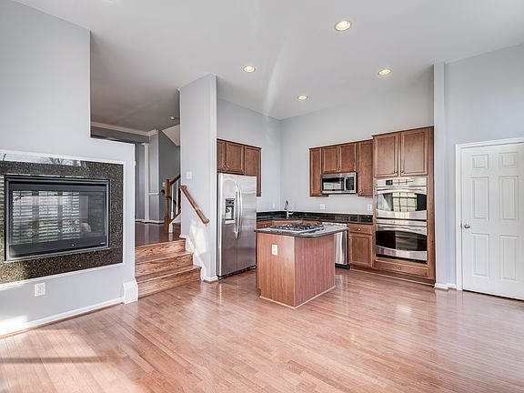 2nd image of 2396 Battery Hill Cir