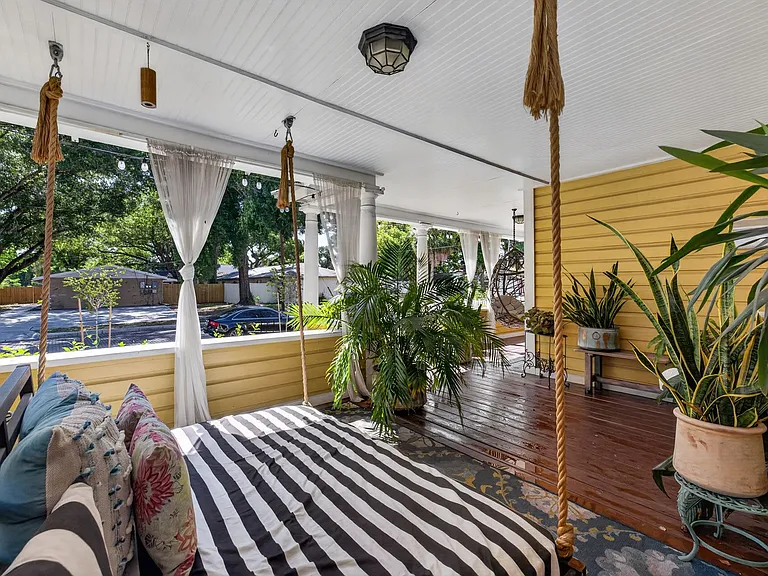 2904 N Jefferson St — Photo 6