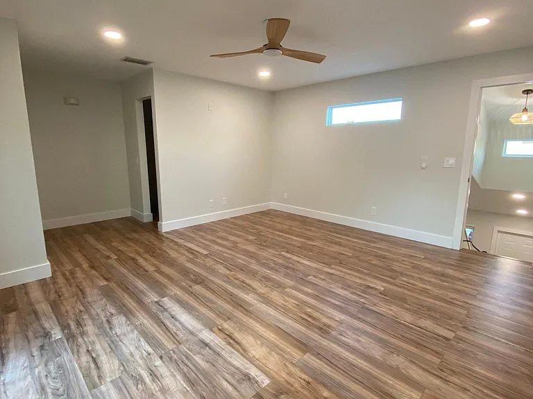 340 S Orlando Ave — Photo 8