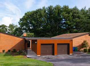 606 Landsdowne Dr, Blacksburg, VA 24060
