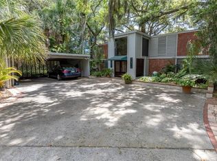 650 65th St S, Saint Petersburg, FL 33707