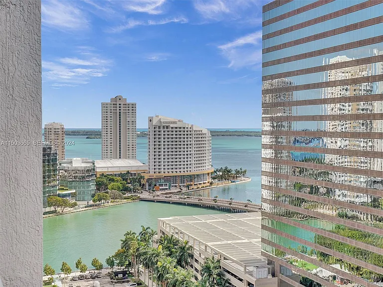 500 Brickell Ave #1301 — Photo 1
