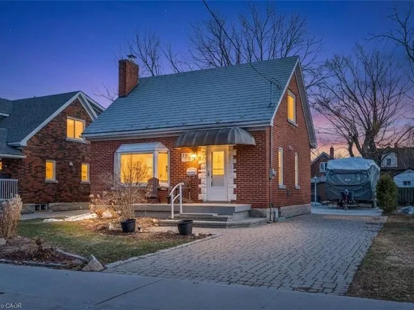 129 Talbot St, Kitchener, ON N2M 2B2