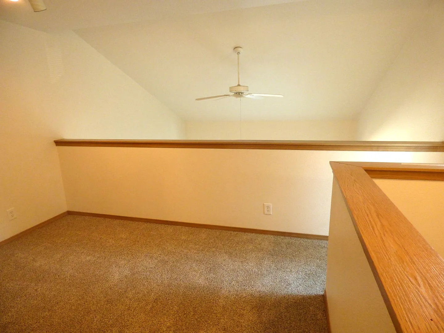 Mountain Vista Apartments — Photo 2