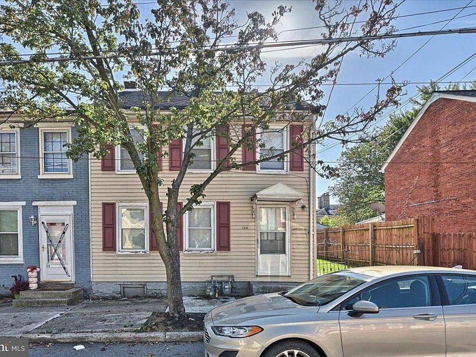 1st image of 124 E North St Unit 2