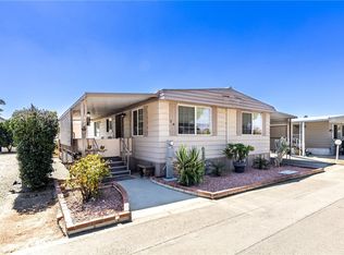 725 W Thornton Ave SPACE 14, Hemet, CA 92543