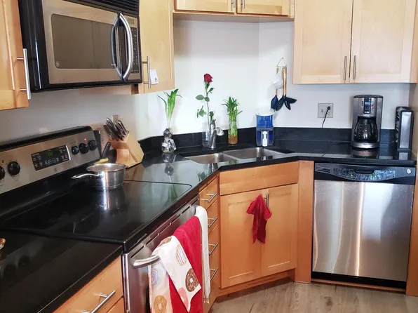 401 1st St S #1218, Minneapolis, MN 55401