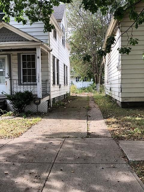 2nd image of 3658 E 55th St #2