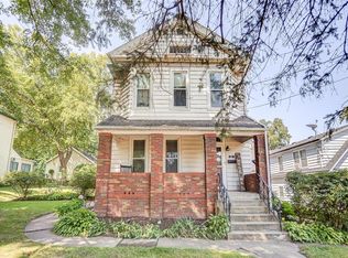 1612 Maple St, Alton, IL 62002