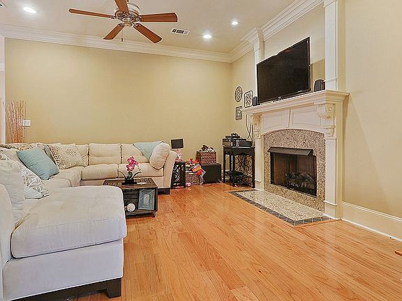 4th image of 36526 Retreat Ln