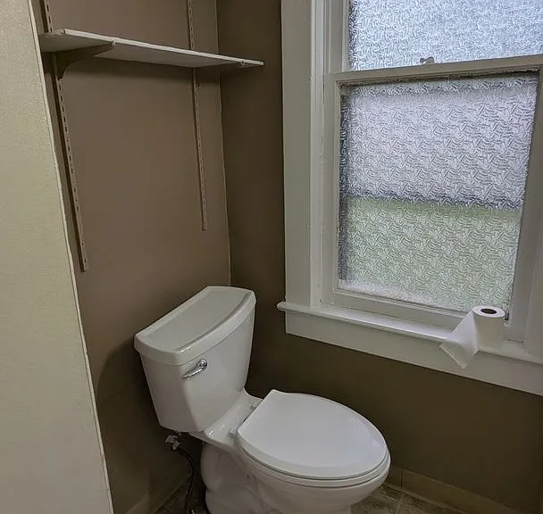 510 Chestnut Ave NE — Photo 18
