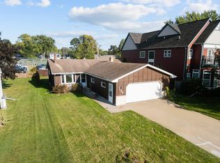 766 Elm St, Neenah, WI 54956