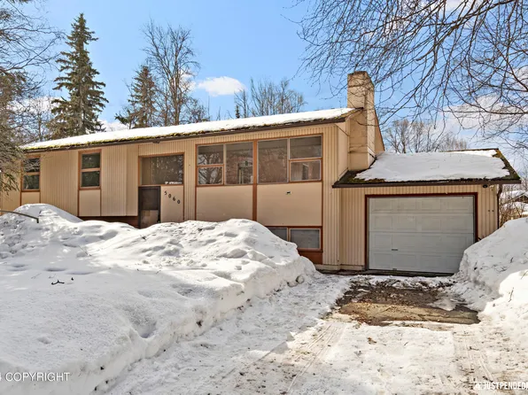 5060 Buckingham Way, Anchorage, AK 99503