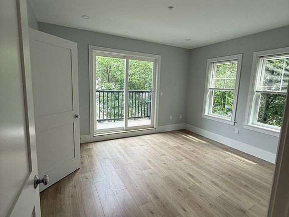 3rd image of 17 Holton St #3