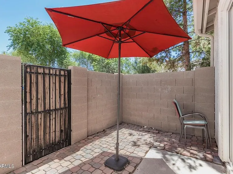 10056 E Isleta Ave — Photo 23