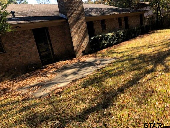 2nd image of 2501 S Boldt Ave