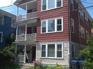 218 Howell St #2, Providence, RI 02906