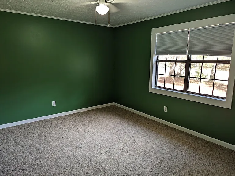 131 Millrace Cir — Photo 23