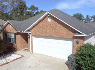 105 Emily Ln, Thomasville, GA 31792