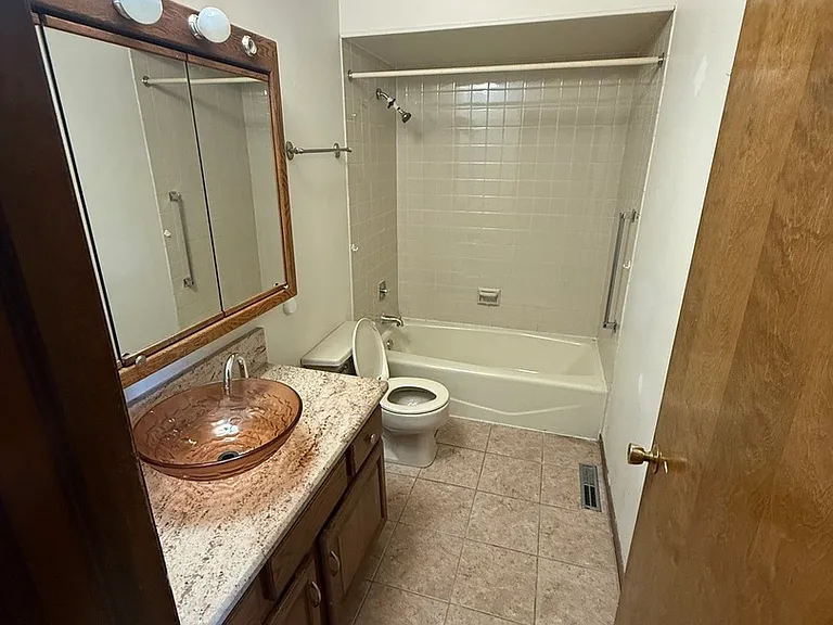 16752 S Luella Ave — Photo 7