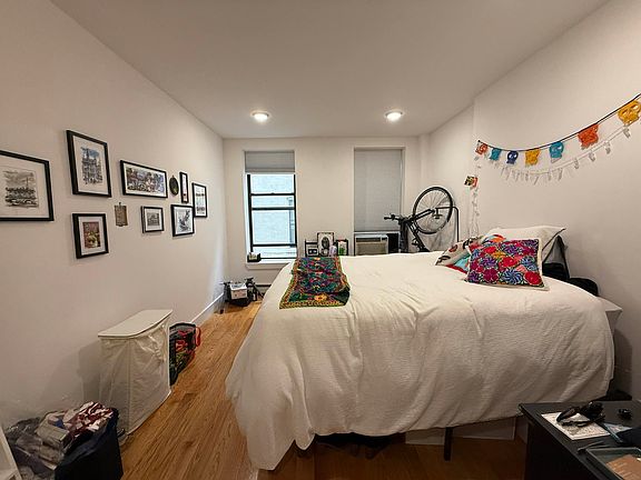 4th image of 510 Manhattan Ave APT 3B