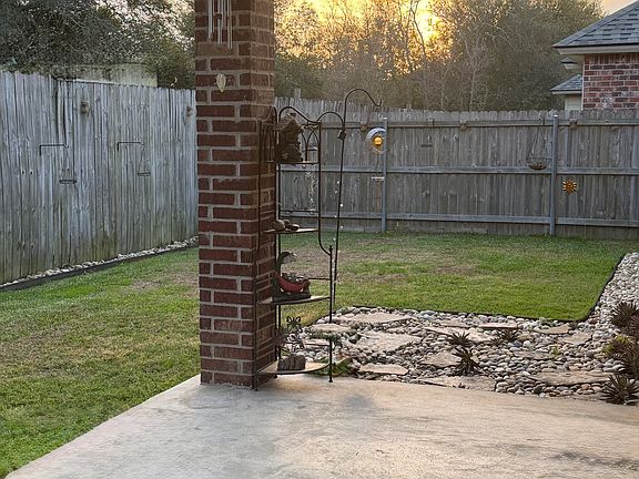 4th image of 211 Milton Estates Ln