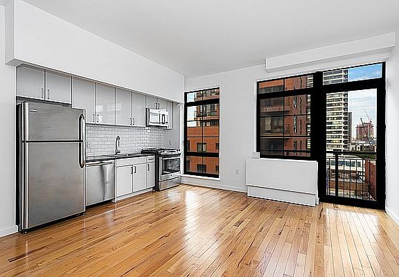 2nd image of 2211 3rd Ave APT 6C