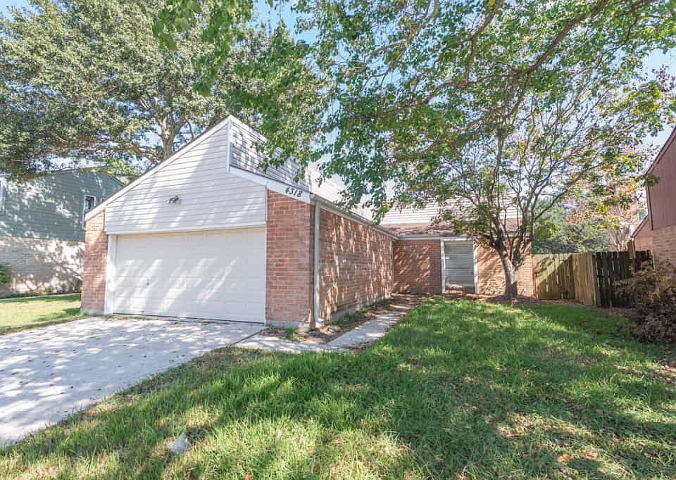 1st image of 4318 Hickory Grove Dr
