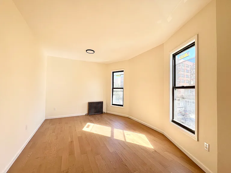 2238 Benson Ave #2 — Photo 3