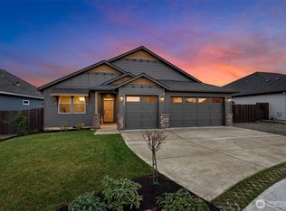 825 S Goose Loop, Ridgefield, WA 98642