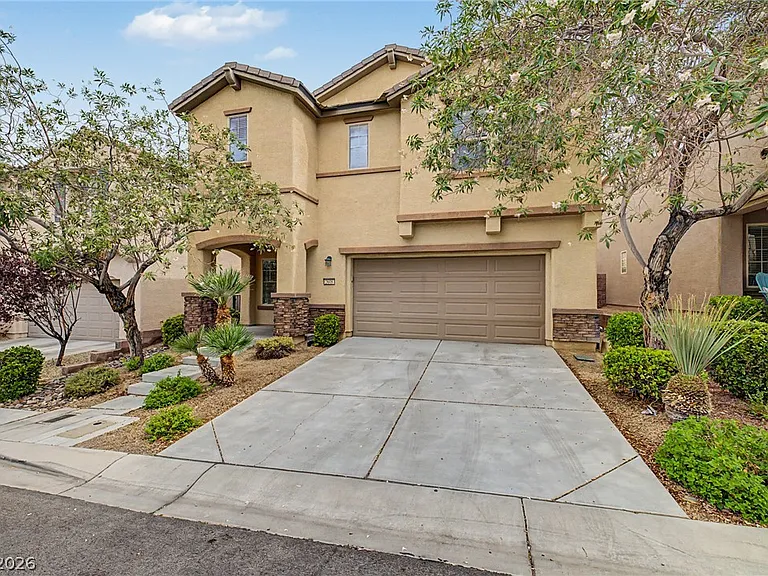 2608 Romarin Ter — Photo 3