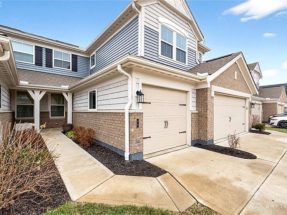 4th image of 72 Pebble Brook Pl